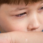 Tränen beim Abschied? So hilfst du deinem Kind, gelassener loszulassen