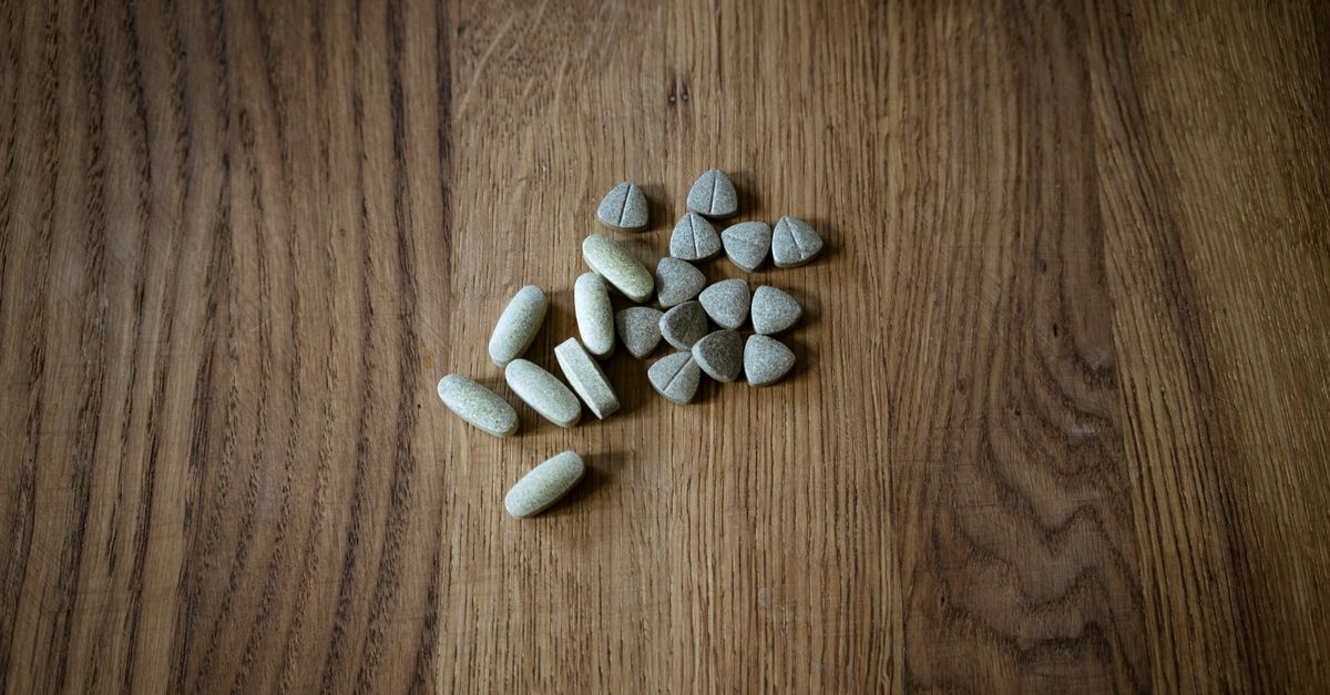 Eisen richtig einnehmen: So vermeidest du Magen‑Darm‑Beschwerden und steigerst die Wirkung